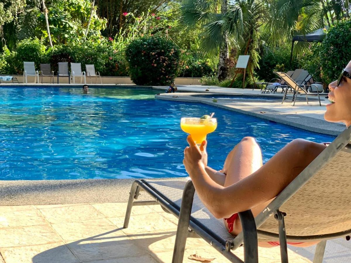 Jaco Hotel Docelunas ภายนอก รูปภาพ