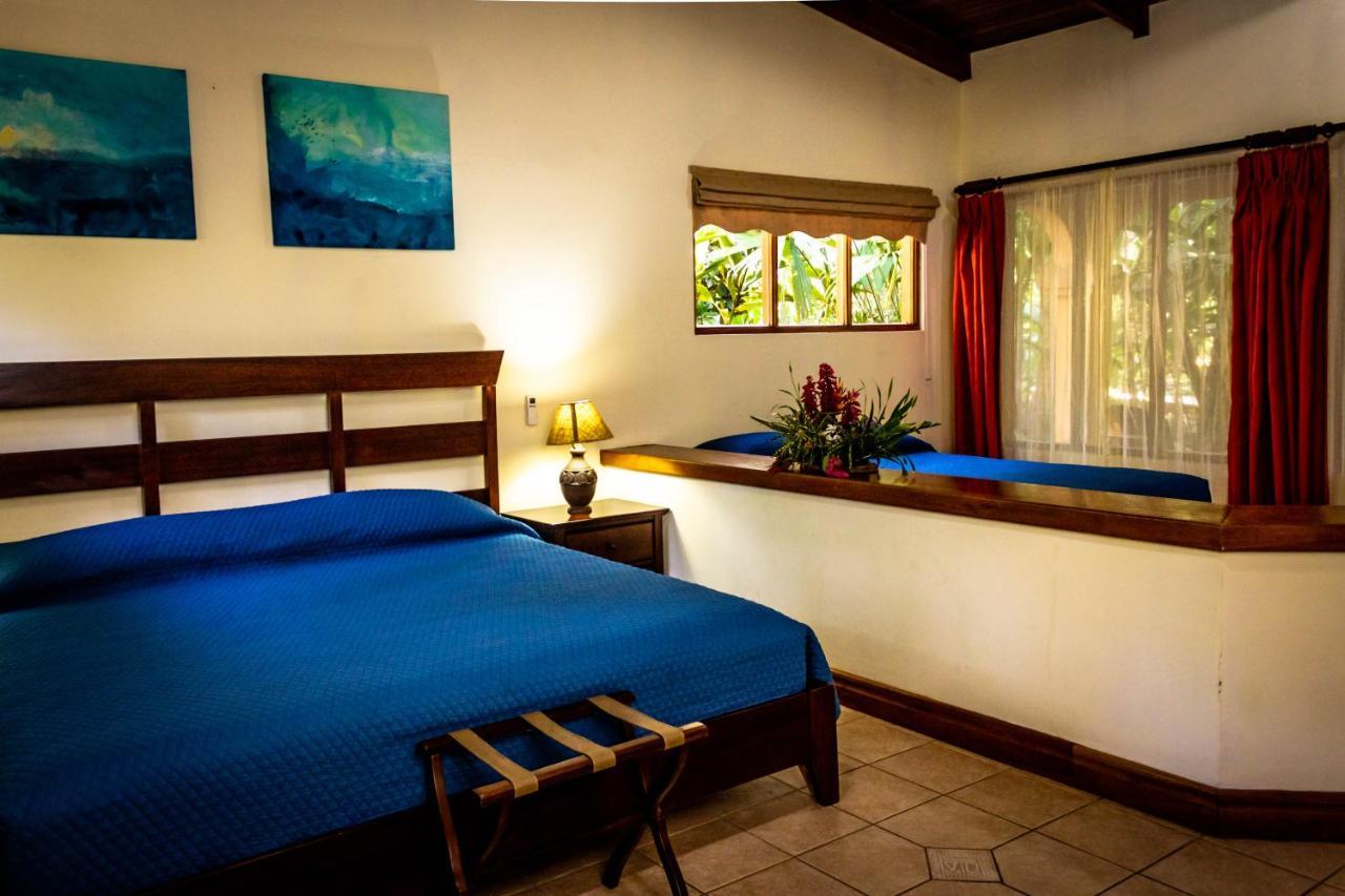 Jaco Hotel Docelunas ภายนอก รูปภาพ