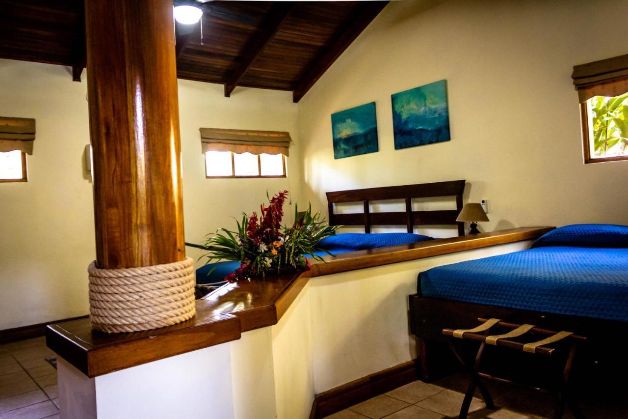 Jaco Hotel Docelunas ภายนอก รูปภาพ
